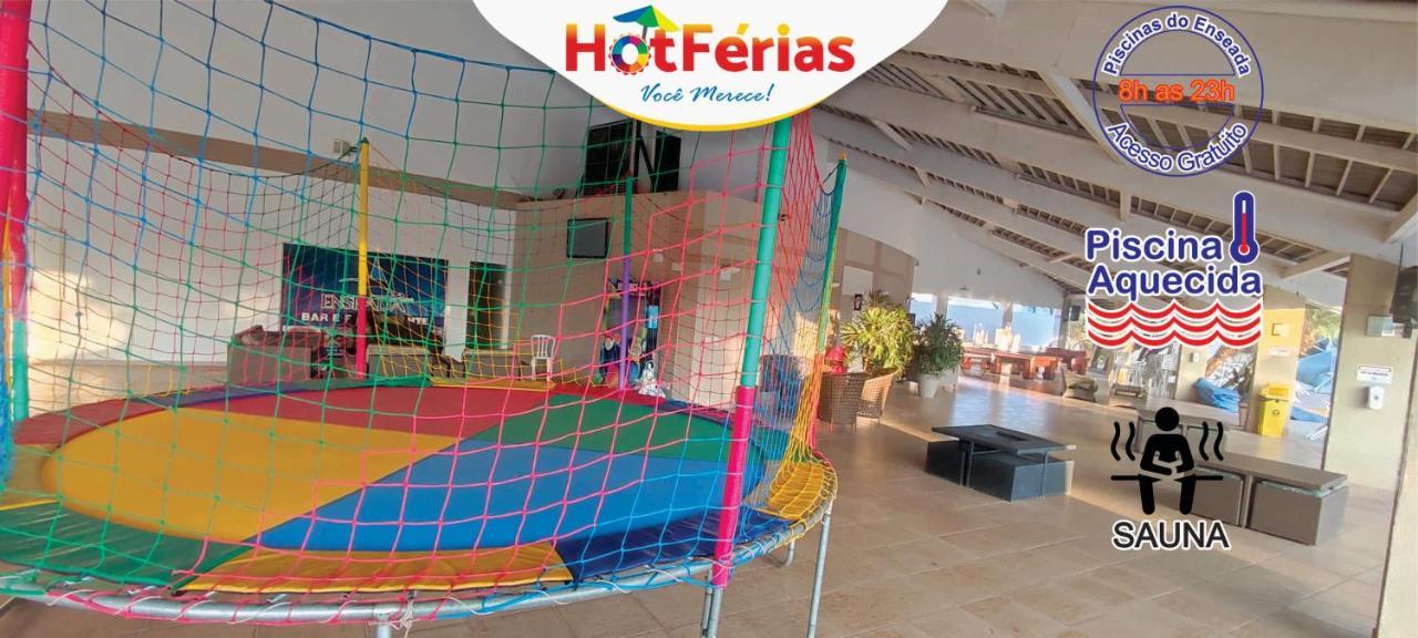 Hotferias: Lakeside Flat In With Fishing Access Caldas Novas